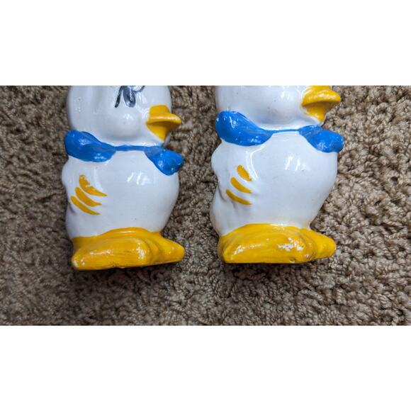 Vintage Duckling Little Chicks Salt Pepper Shaker Pair Set Adorable - Picture 10 of 10